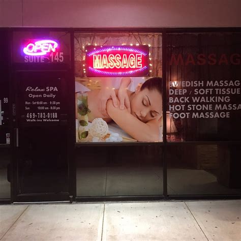 Erotic massage Currans Hill